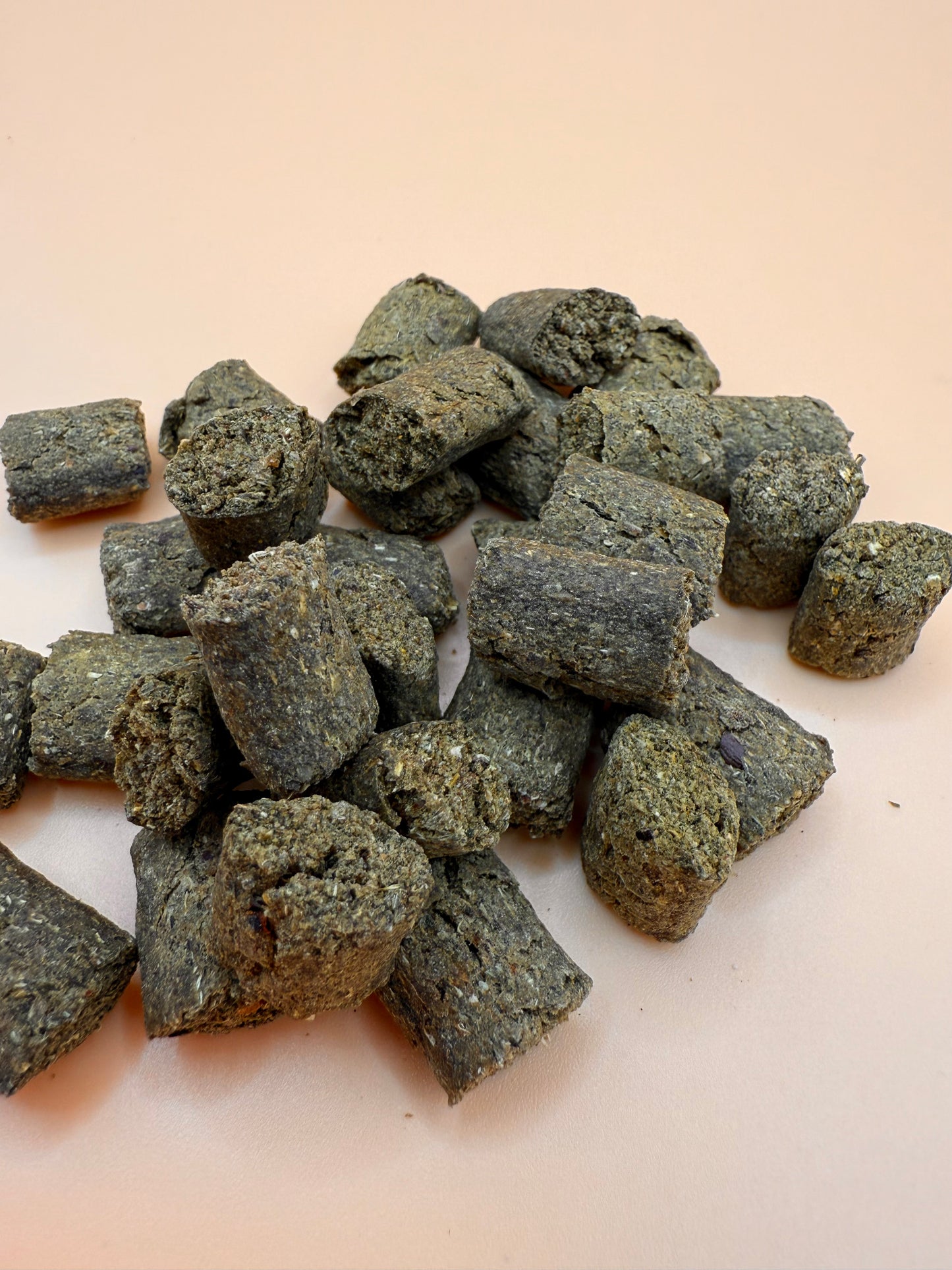 Crunchy Herbs Dog Treats - 275g